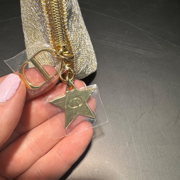 Gold Dior Cosmetic Bag with Goodies NWOT - Picture 2 of 9